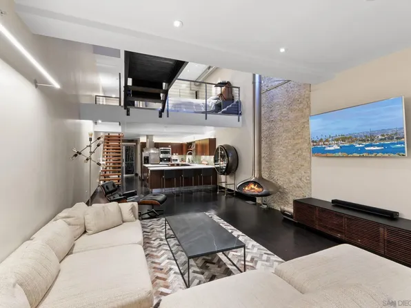 3033 India St APT 6, San Diego, CA 92103
