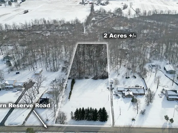 W Western Reserve Rd, Canfield, OH 44406