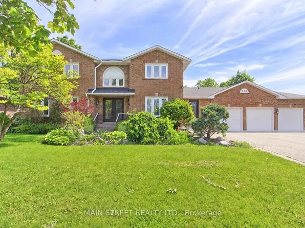 223 Burns Blvd, King, ON L7B 1C8
