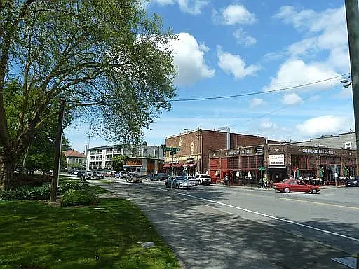 7319 Woodlawn Ave NE #7319 — Photo 16