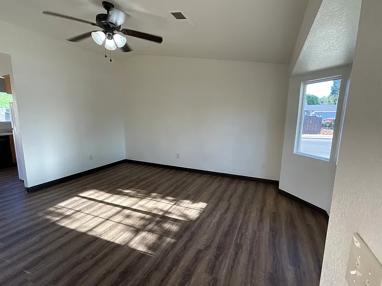 1388 Barcelona Way — Photo 4