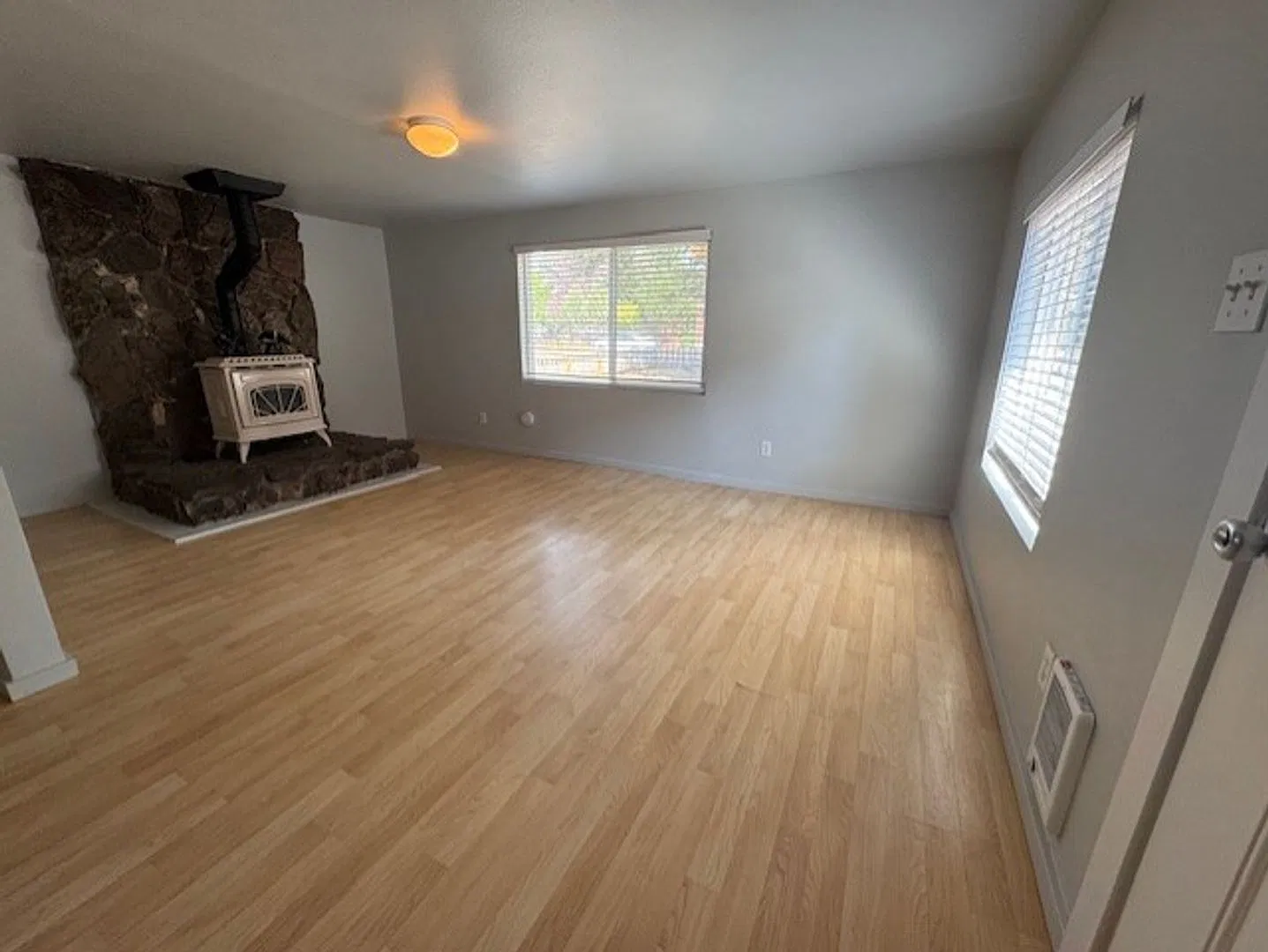 West Side Location — Photo 4