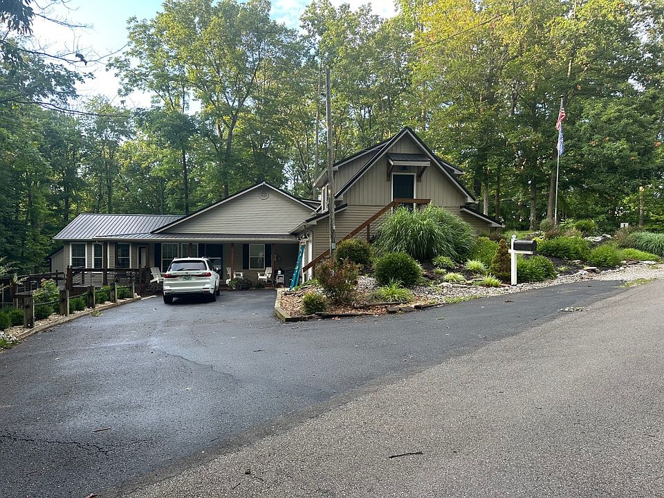 1st image of 34 White Oak Ln