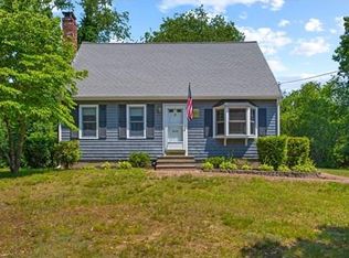 8 Chris Dr, Franklin, MA 02038