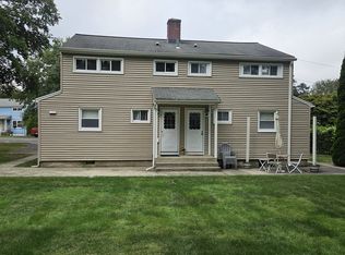 42 McLaughlin Ter, Derby, CT 06418