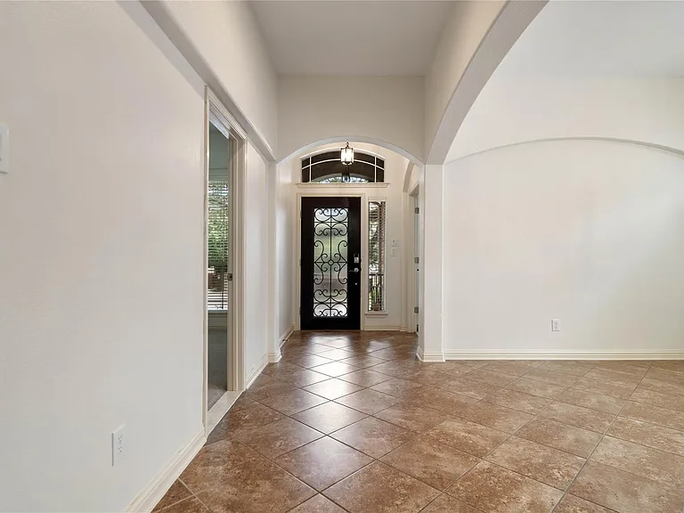 419 Atlanta Park Dr — Photo 5