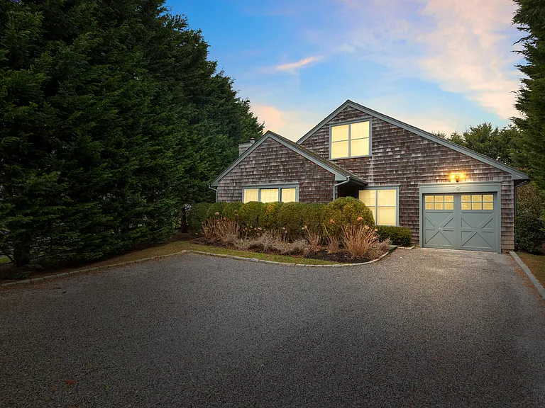 Juniper Ln — Photo 20