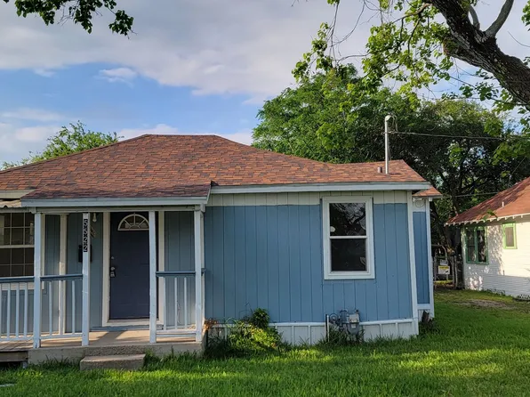 5522 Hampshire Rd, Corpus Christi, TX 78408