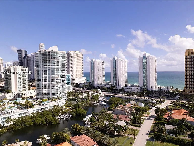 16400 Collins Ave #9 — Photo 1