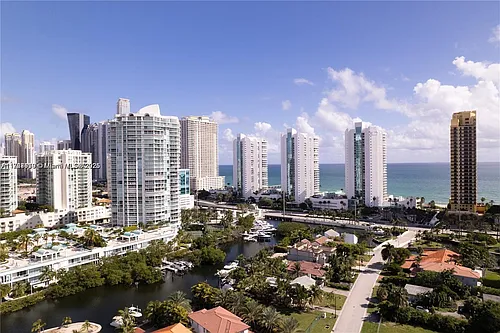 16400 Collins Ave #9 Photo 1