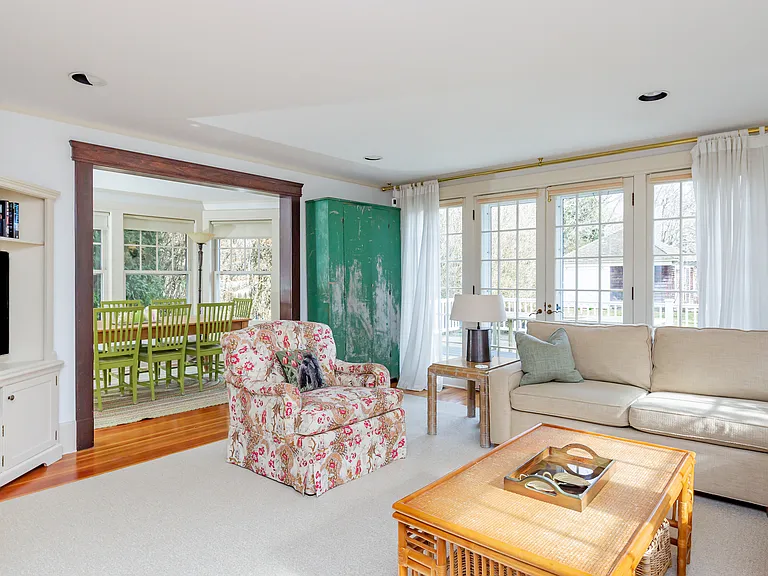 53 Meetinghouse Ln — Photo 12