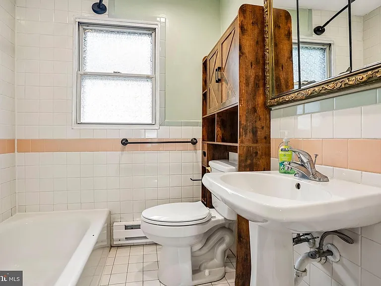 325 Cottage Ave — Photo 4