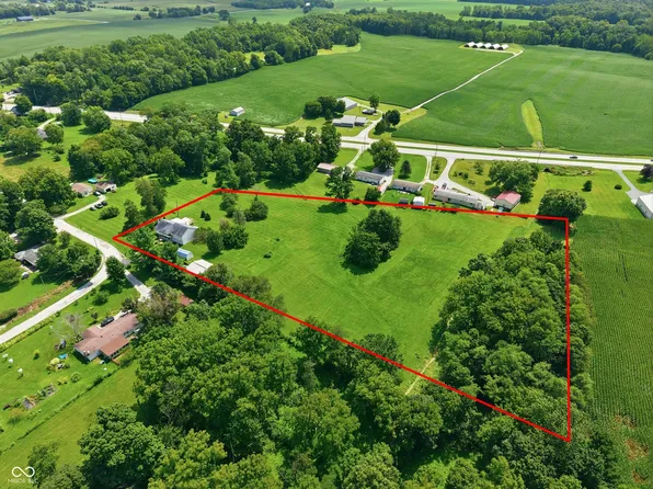 5023 E County Road 400 S #S, Greencastle, IN 46135
