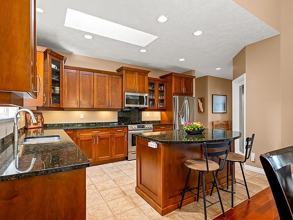 5th image of 6503 Walker Frontage Rd