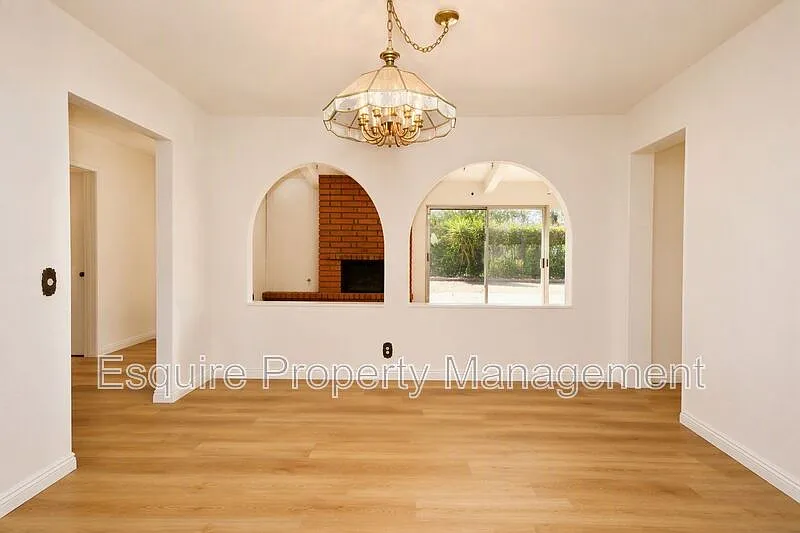 4 bed, 2.0 bath, 1775 sqft, $4,100 — Photo 3