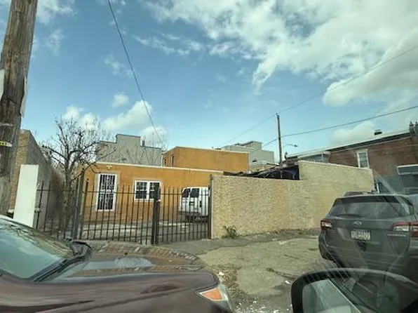 1856 E Oakdale St, Philadelphia, PA 19125