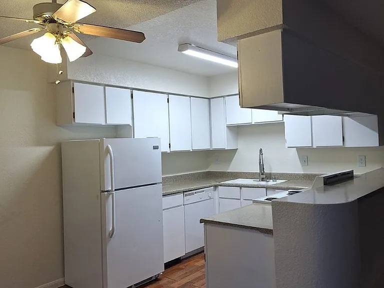 4910 E Owens Ave — Photo 7
