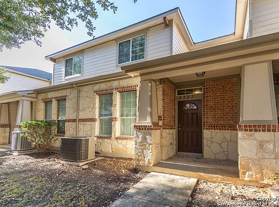 2nd image of 2521 Grayson Way