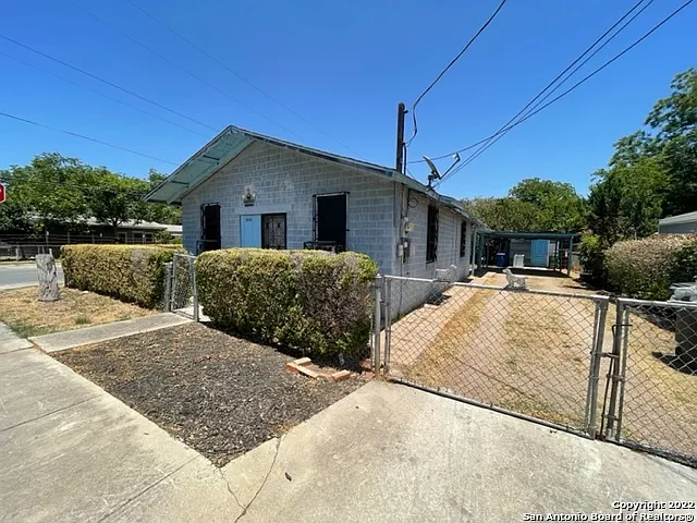 200 Cortez Ave
