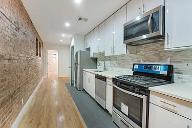 Rented by Addison Property Group