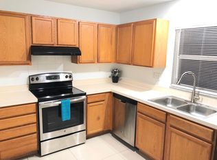 5822 Congress St APT 203, New Port Richey, FL 34653