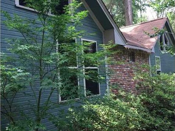 5th image of 204 Teague Dr