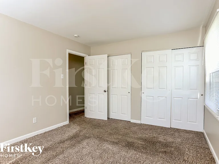 23 Steeplechase Dr — Photo 10
