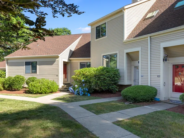 104 Sandy Point Road #104, Old Saybrook, CT 06475