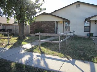 2111 Goodrich Dr, Moore, OK 73170