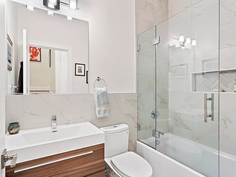 303 Sumner St #3R — Photo 22