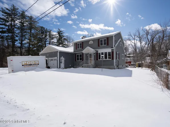 33 Russell Avenue, Wynantskill, NY 12198