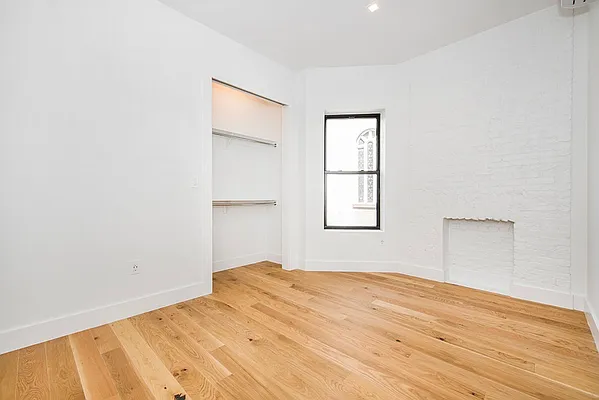 Rented by Bold New York | media 9