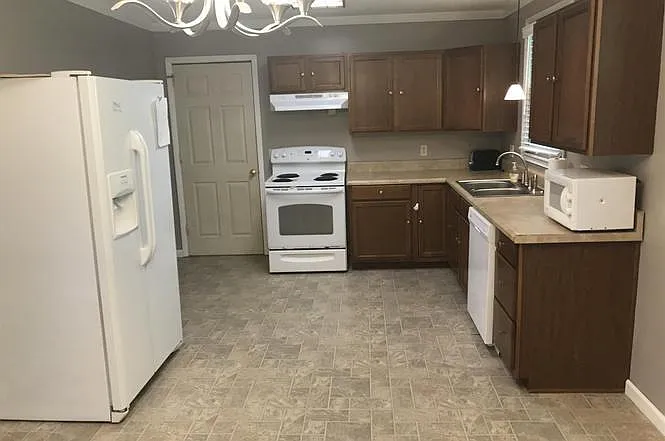 171 Lakeside Park Dr — Photo 11