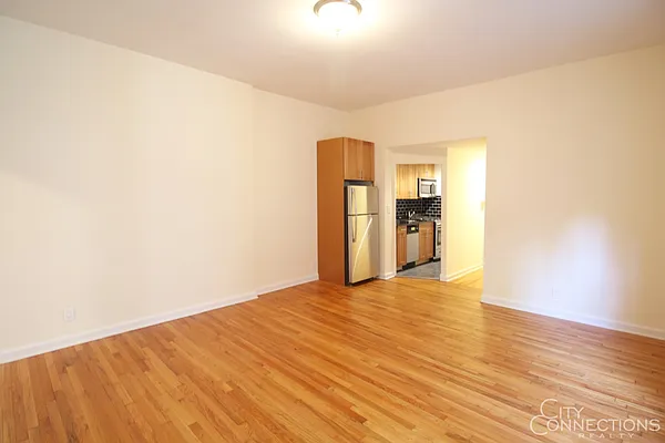 Rented by City Connections Realty | media 12