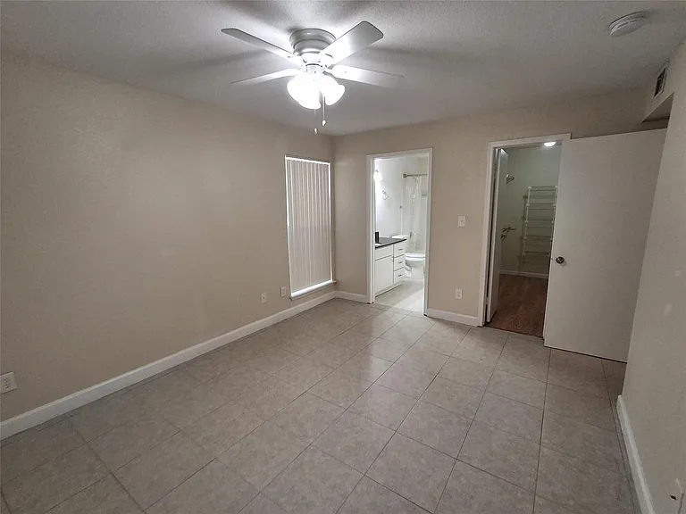 899 Riverside Dr #613 — Photo 17