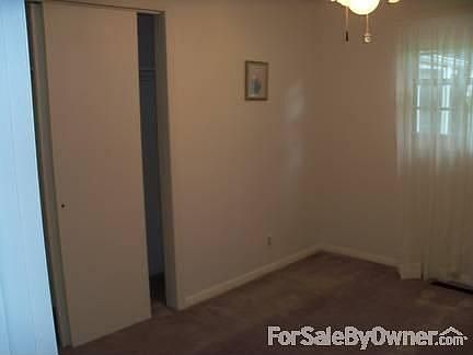 5th image of 1313 Theresa Ln