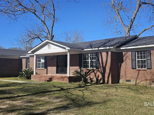 151 Bullard St, Atmore, AL 36502