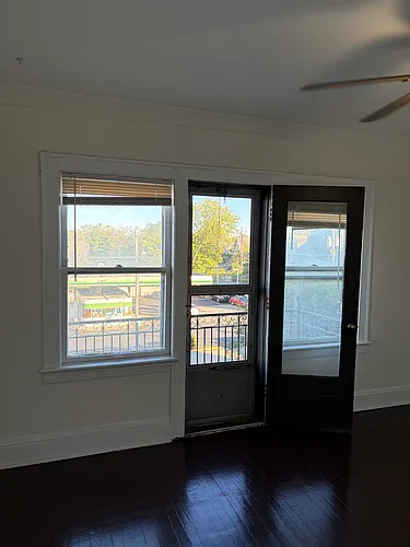 2808 Mayfield Rd #302 Photo 1