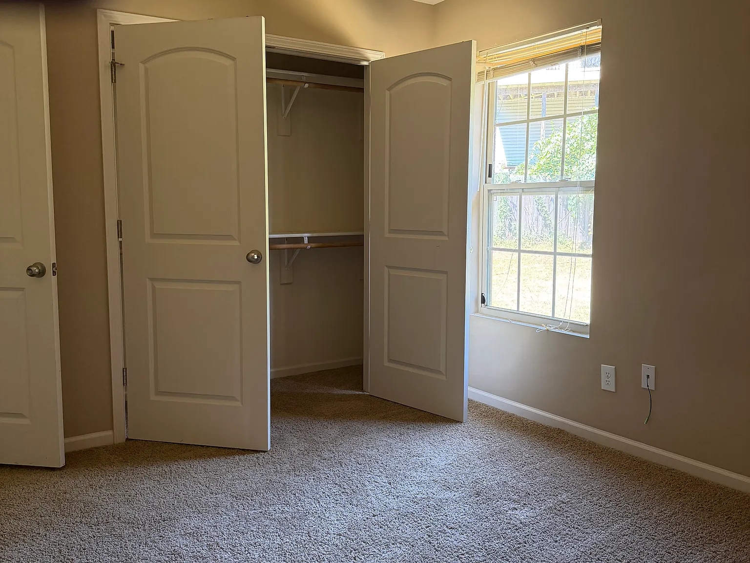 3 bed, 1424 sqft, $1,600 — Photo 4