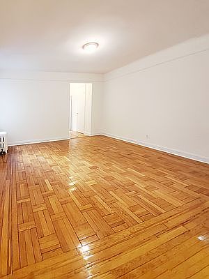 3rd image of 115 W 16th St APT 241