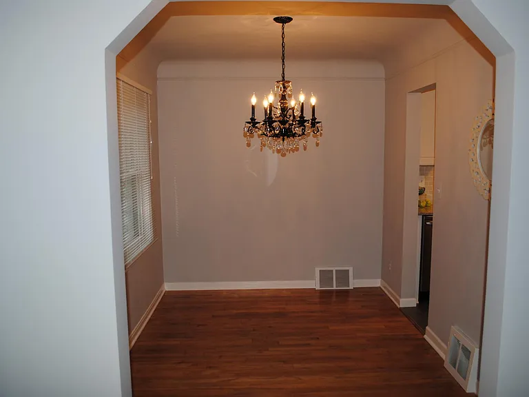 2215 E Lincoln Ave — Photo 14