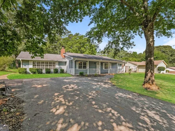 70 Fairfield Dr, Ellenwood, GA 30294