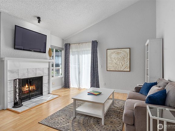 3rd image of 14401 SE Petrovitsky Road #G204