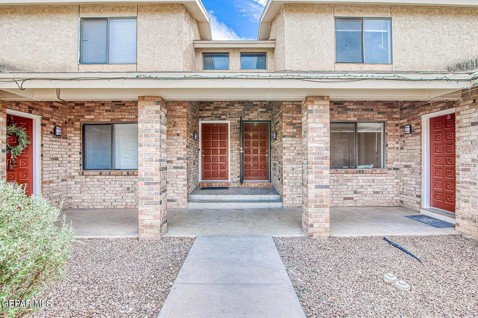 3 bed, 2.0 bath, 1304 sqft, $1,500 — Photo 3
