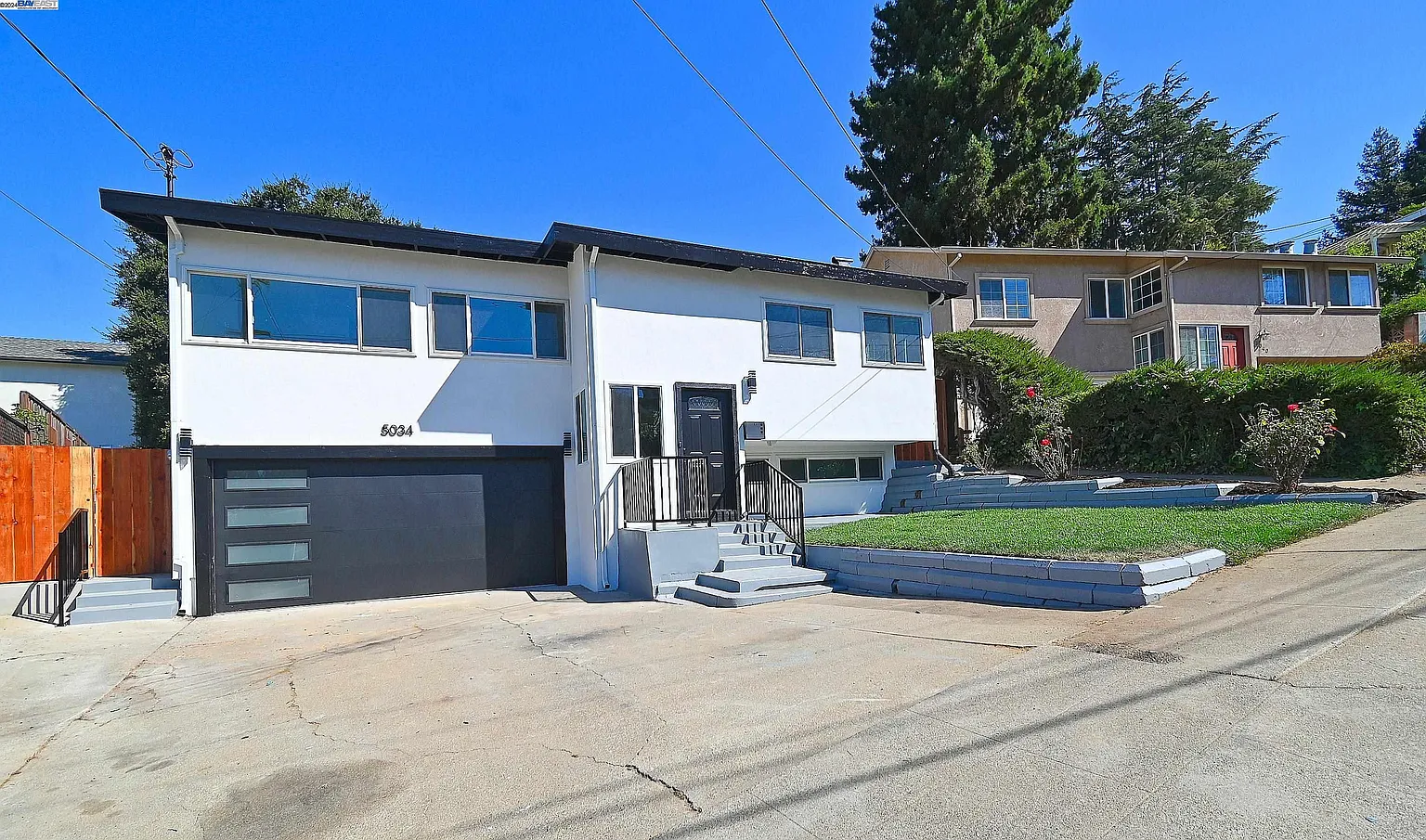 5034 Rahlves Dr photo 1