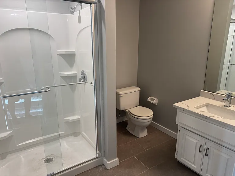 16728 Leavenworth Cir — Photo 41