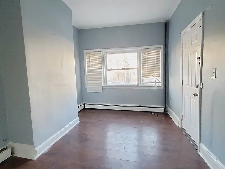68 Williams Ave #1 — Photo 4
