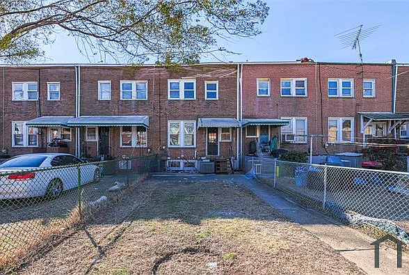6426 Odonnell St — Photo 36
