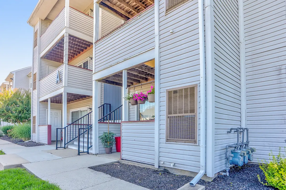 Building Photo - BayTree Apartments