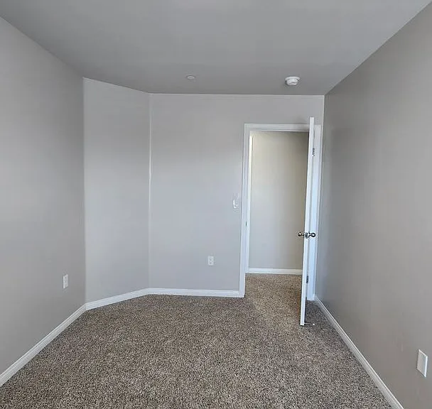 1837 Walnut Dr — Photo 12